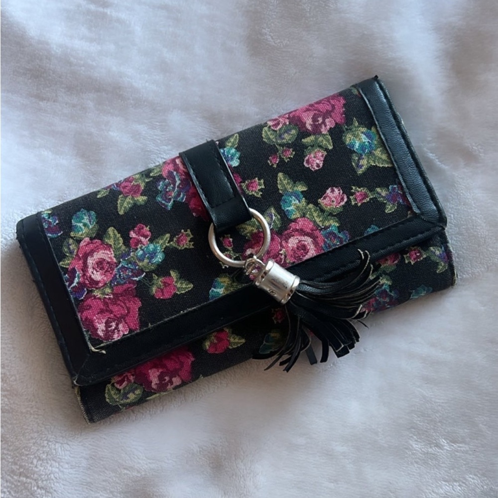 Woman’s Floral Wallet